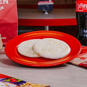 Arepa Blanca x2 - Don Lucho - Lechonería Arepa Blanca x2 - Don Lucho - Lechonería